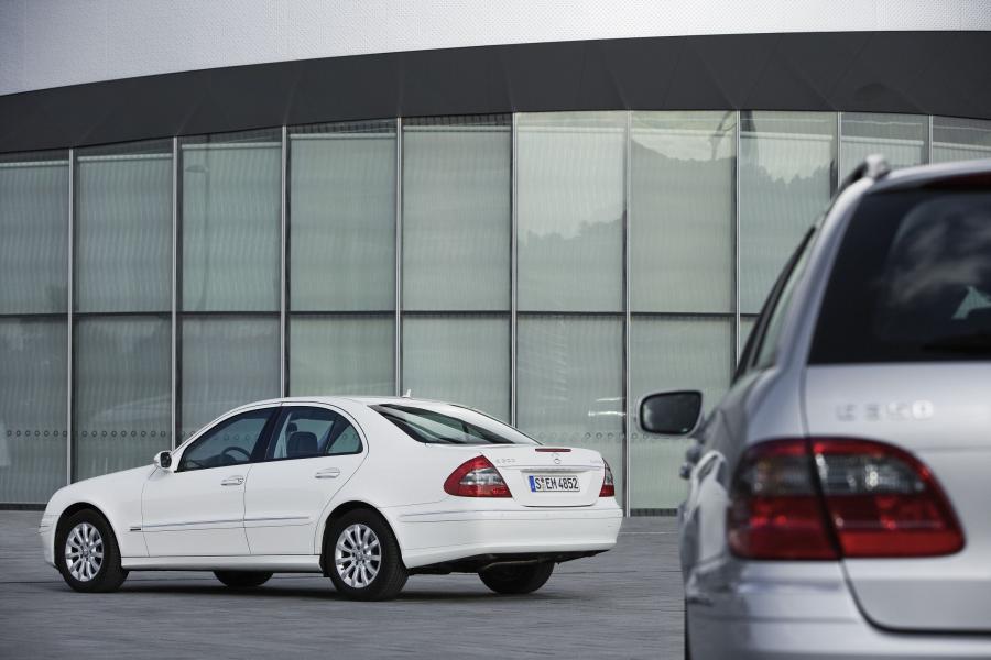  Mercedes-Benz E-Class 2007 года  (фото 6 из 80)